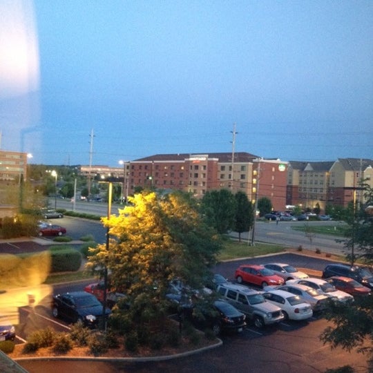Photos At Comfort Inn Suites West Chester Oh