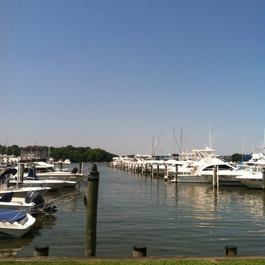 BALTIMORE YACHT CLUB 6 tips from 197 visitors
