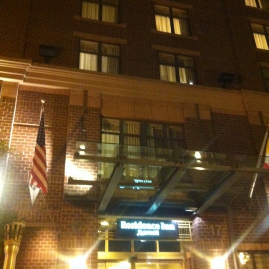 Das Foto wurde bei Residence Inn by Marriott Baltimore Downtown/ Inner Harbor von Andrea E. am 5/21/2012 aufgenommen