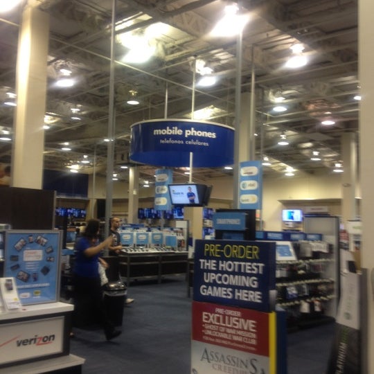 Photos at Best Buy Camelback East 1949 E Camelback Rd Ste 101