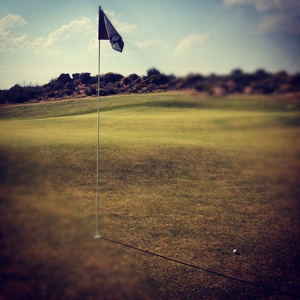 Foto tirada no(a) Tetherow Golf Club &amp; Grill por Greg B. em 8/26/2012