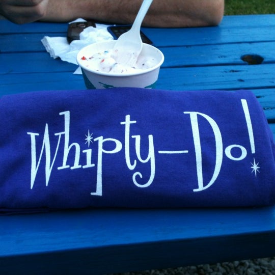 Снимок сделан в Whipty-Do! пользователем Jessics D. 6/17/2012
