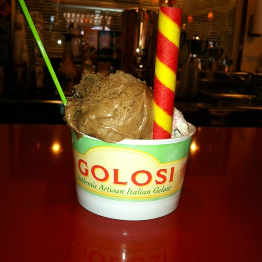 Foto diambil di Golosi Gelato Cafe oleh Anna H. pada 6/7/2012
