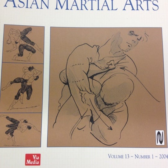 รูปภาพถ่ายที่ Continental Sporting Goods and Martial Arts Supplies โดย Tubby T. เมื่อ 6/12/2012