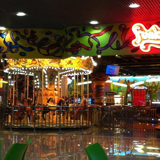 Развлекательный центр новосибирск фанки таун. Фанки таун, новосибирск, улица фрунзе, 238. Фанки таун, новосибирск, улица фрунзе, 238. Фанки таун новосибирск в сибирском молле. Панки таун сансити новосибирск.