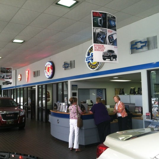 Photos At Gentry Chevrolet Buick Gmc South Pittsburg Tn
