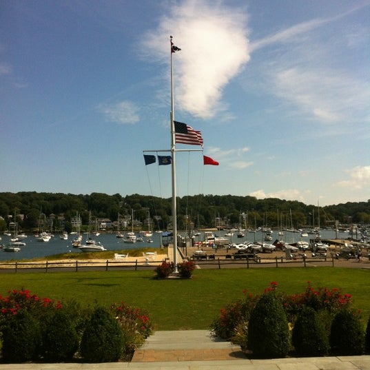 Photos at Centerport Yacht Club 3 tips from 181 visitors