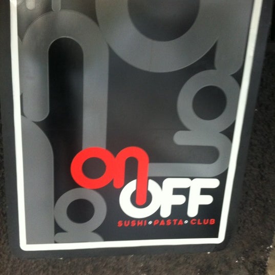Foto diambil di OnOff Club oleh Adriano D. pada 6/1/2012