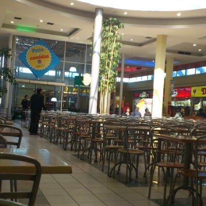Das Foto wurde bei Mall Paseo Arauco Estación von Enzo O. am 8/18/2012 aufgenommen