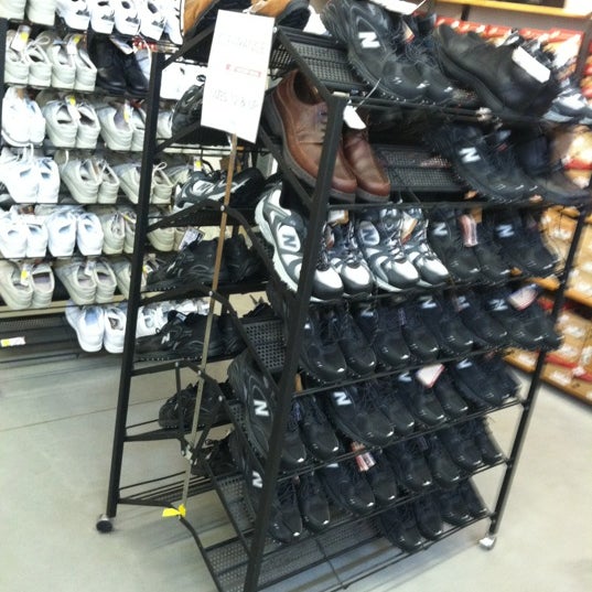 New Balance Factory Store - Shoe Store