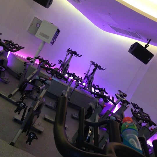fitness first spinning class