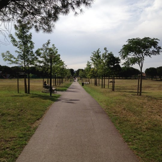 Parc du Grand Noble Park in Grand Noble