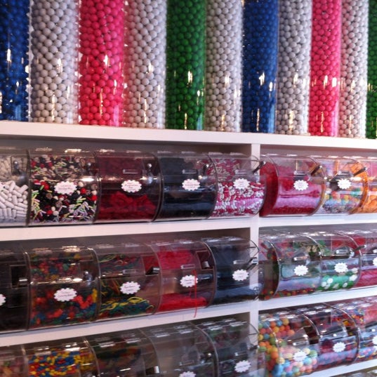 8/19/2012 tarihinde Barbara W.ziyaretçi tarafından Sugar Shop'de çekilen fotoğraf
