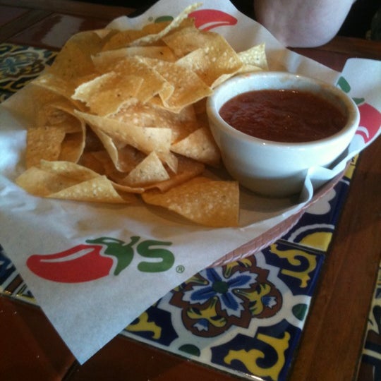 Photo taken at Chili&#39;s Grill &amp; Bar by John P. on 5/6/2012