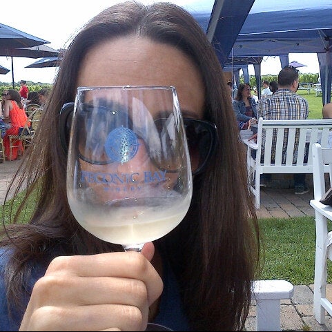 Foto tomada en Peconic Bay Winery  por David M. el 7/21/2012