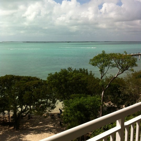 Photo taken at Key Largo Grande Resort &amp; Beach Club by Sunday M. on 5/4/2012