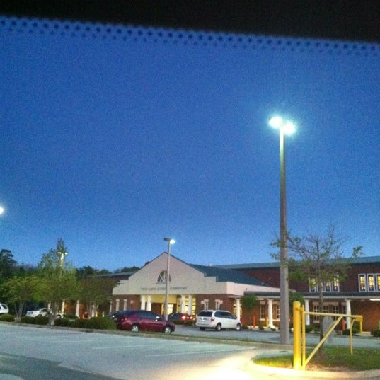 Twin Lakes Academy Elementary Deerwood 8 tips from 122 visitors