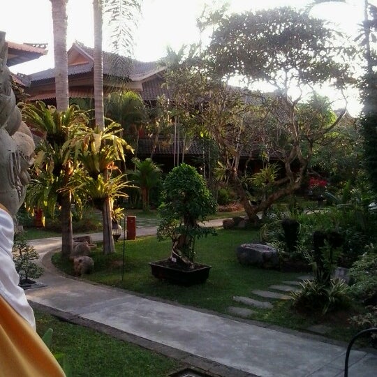 Photo taken at Keraton Jimbaran Resort &amp; Spa by patbom on 9/12/2012