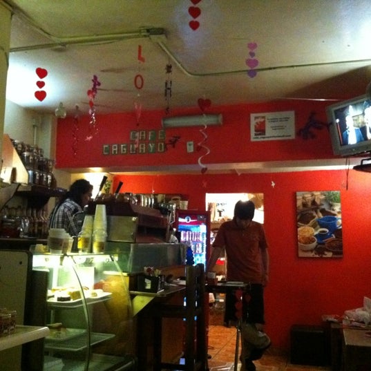 รูปภาพถ่ายที่ Café &amp; Chocolatería Caguayo โดย Jorge A. เมื่อ 2/12/2012