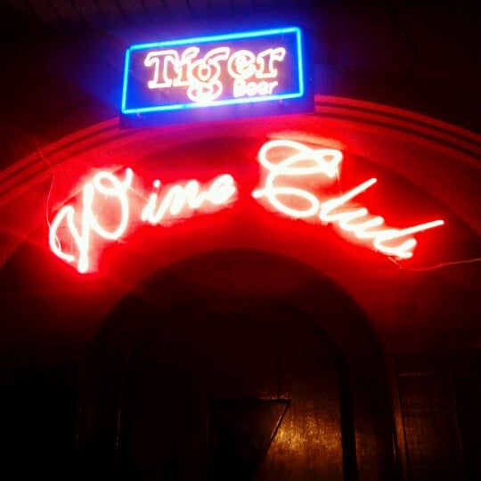 Photos at Harmoni Wine Club Wine Bar