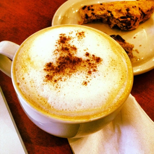 Photo taken at BeanGood: The Coffee Pub by Kathy D. on 9/4/2012