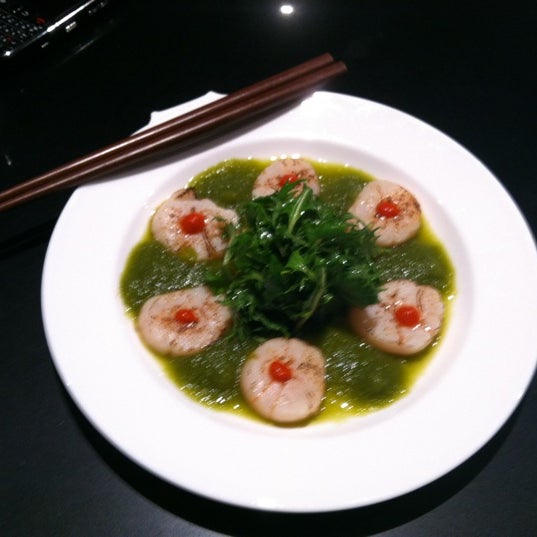 3/6/2012에 Dave G.님이 Ichi Sushi &amp; Sashimi Bar에서 찍은 사진