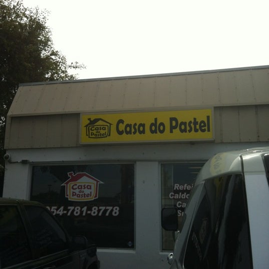 Photo taken at Casa Do Pastel by Joana B. on 2/12/2012