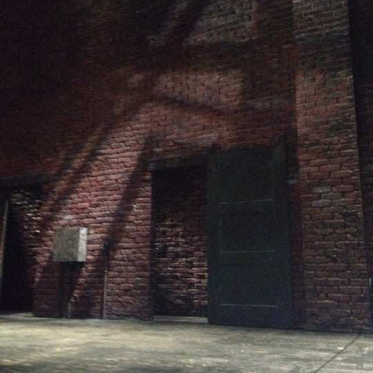 6/2/2012にPhoebe V.がMcCarter Theatreで撮った写真