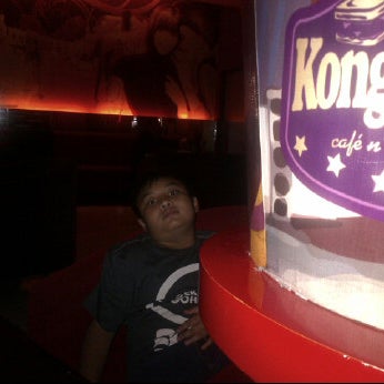 2/14/2012 tarihinde gerry j.ziyaretçi tarafından Kong-Kow  Cafe n Crepes'de çekilen fotoğraf