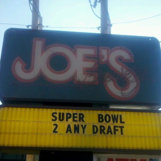 รูปภาพถ่ายที่ Joe&#39;s Brewery โดย Steven R. เมื่อ 2/5/2012