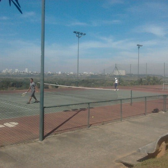 Photo taken at Universidade do Vale do Paraíba (UNIVAP) by Ezequiel M. on 9/1/2012