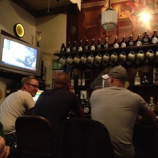 Foto scattata a The Brewery @ Dutch Ale House da Justin C. il 5/14/2012