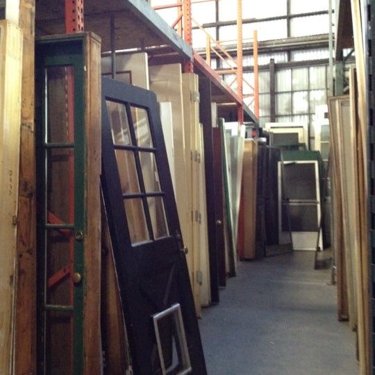 Habitat for Humanity Restore Hardware Store in Oakland