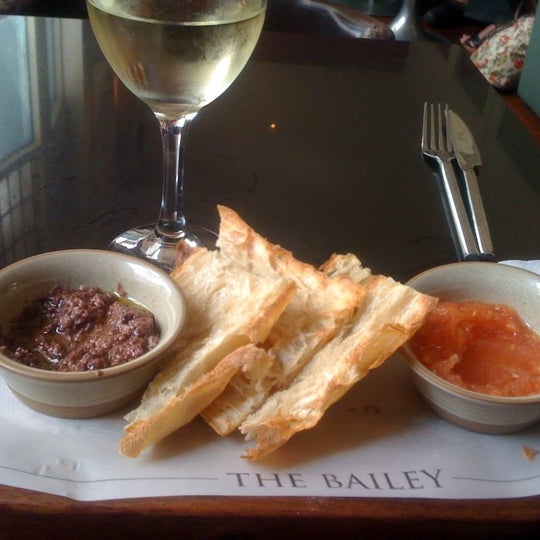 Photo taken at Bailey Bar Dublin by oonat on 5/25/2012