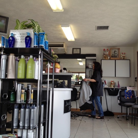 Jagged Edge Salon Hilo, HI