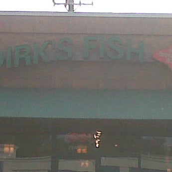 6/3/2012 tarihinde Alessandro B.ziyaretçi tarafından Dirk&#39;s Fish &amp; Gourmet Shop'de çekilen fotoğraf