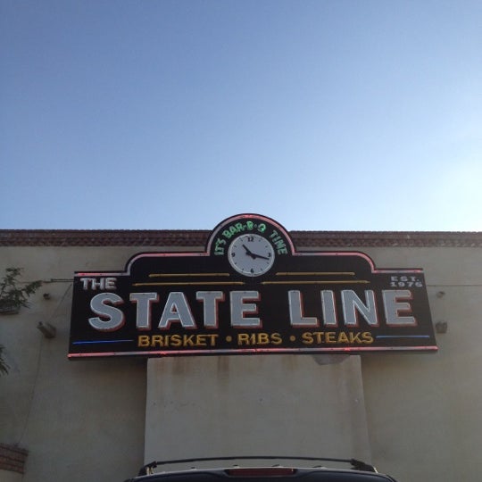 5/18/2012 tarihinde TJ 🇺🇸 S.ziyaretçi tarafından The State Line Bar-B-Q'de çekilen fotoğraf