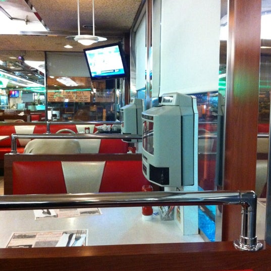 9/7/2012에 Alex T.님이 Four Star Diner Union City에서 찍은 사진