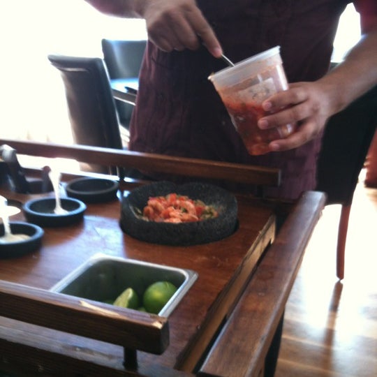 2/26/2012에 Mirtila L.님이 Maximo Cocina Mexicana &amp; Margarita Lounge에서 찍은 사진