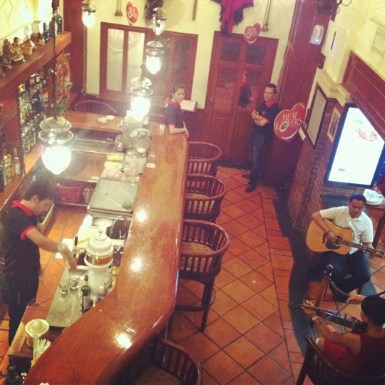 Снимок сделан в Amigo Grill &amp; Restaurant пользователем Thỏ N. 6/1/2012