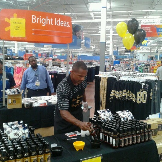 Walmart Supercenter Big Box Store in Hattiesburg