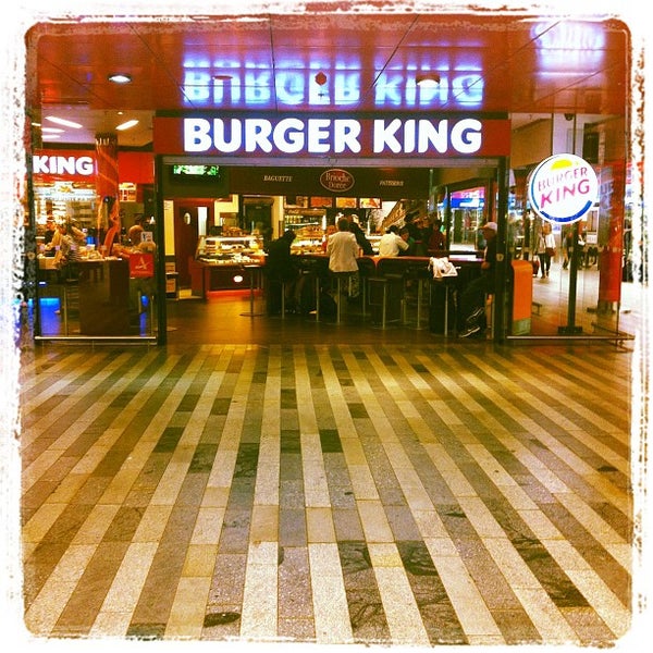 5/29/2012 tarihinde Denis P.ziyaretçi tarafından Burger King'de çekilen fotoğraf