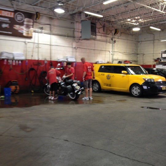 River West Car Wash Fulton River District Şikago, IL'da fotoğraflar