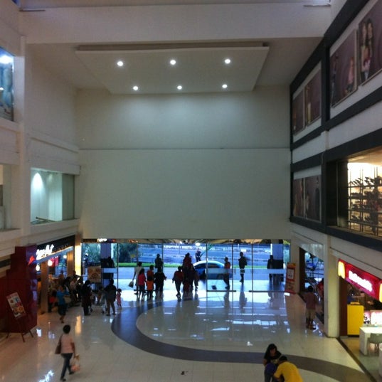 Das Foto wurde bei Plaza Kalibata (Kalibata Mall) von ahmad y. am 5/19/2012 aufgenommen