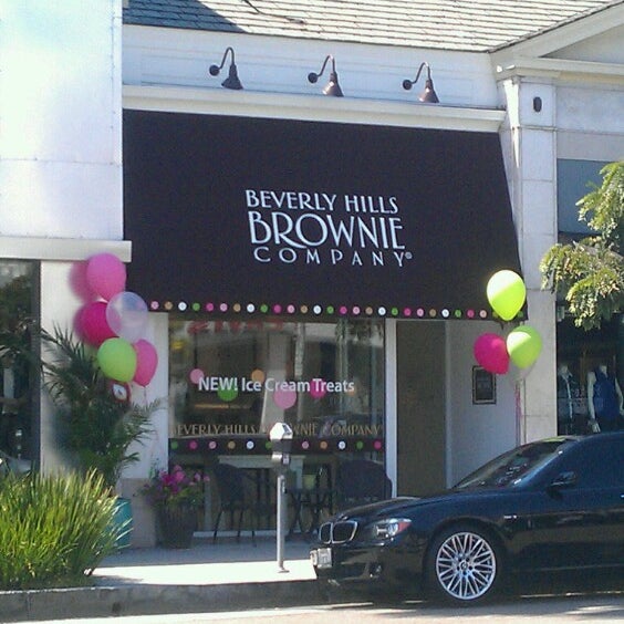 Foto tirada no(a) Beverly Hills Brownie Company por Emily B. em 9/9/2012