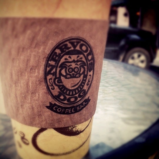 Foto tomada en Nervous Dog Coffee Bar &amp; Roaster  por Mr. Furrypants el 9/3/2012