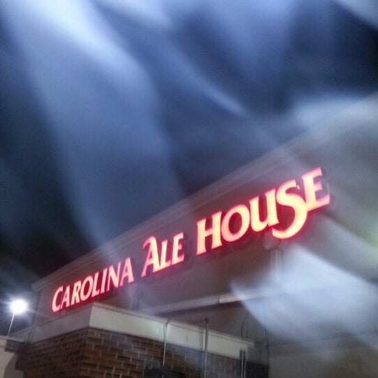 Carolina Ale House Raleigh'de Spor Barı