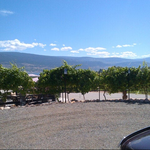 Foto diambil di Heaven&#39;s Gate Estate Winery oleh Claude B. pada 8/5/2012