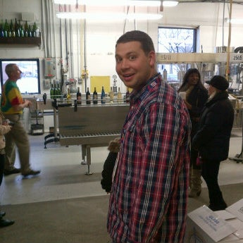 2/4/2012 tarihinde Nichole D.ziyaretçi tarafından Easley Winery'de çekilen fotoğraf