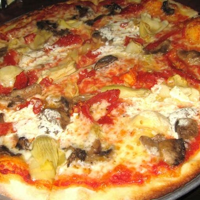 Mascarpone Pizza (Photo by Fia R.)